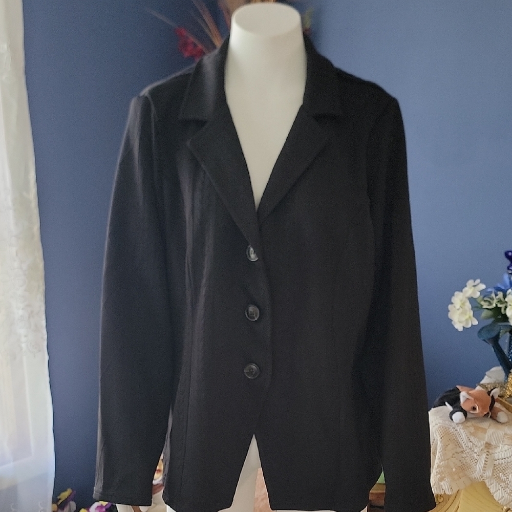Classic Black Women's Blazer